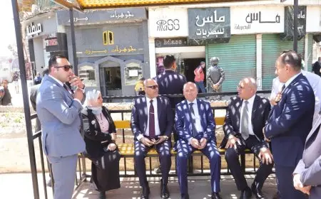 وزير العمل ومحافظ القاهرة يزوران أماكن انتظار مذهلة لعمال التراحيل بباب الشعرية!