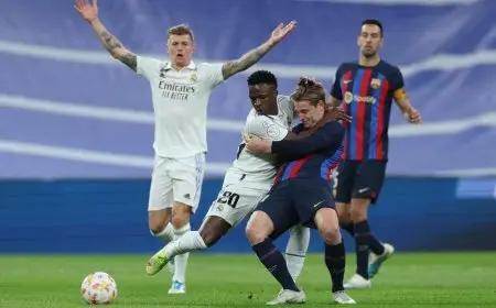 كلاسيكو الأرض: الكشف عن قوة الغيابات في برشلونة وريال مدريد قبل المباراة!