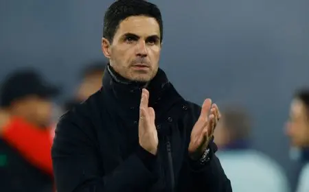 أرسنال يخالف “قاعدة الـ30” ويمدد عقد لاعبه المخضرم حتى عام 2029