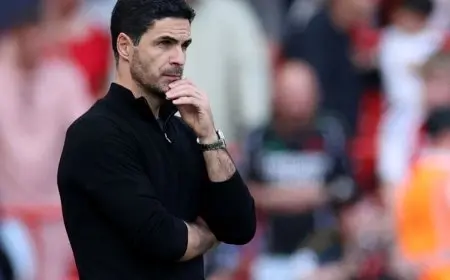 أرتيتا ينفجر غضباً على لاعبي أرسنال رغم انتزاعهم نقطة من ملعب ليفربول