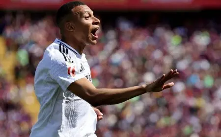 مبابي ينافس صلاح في معركة الحذاء الذهبي