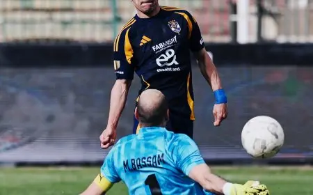 أشرف بن شرقي يحقق الانتصار الصعب ويمنح الأهلي الصدارة بفوز مثير على سيراميكا كليوباترا