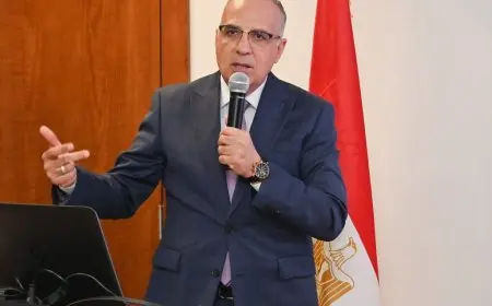 وزير الري يجتمع مع المهندسين الواعدين قبل تخرجهم من الأكاديمية العسكرية!