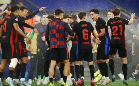 إسبانيول يعيق احتفالات لاعبي برشلونة بلقب الليغا وتبروك من تيباس