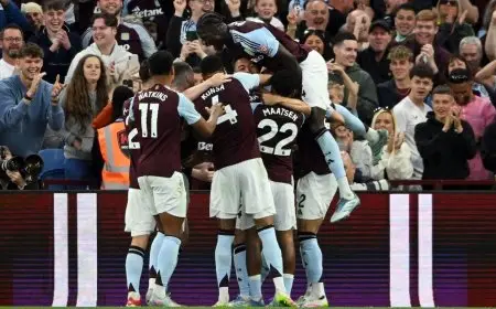 أستون فيلا يتخطى توتنهام ويعزز فرصه في التأهل لدوري أبطال أوروبا