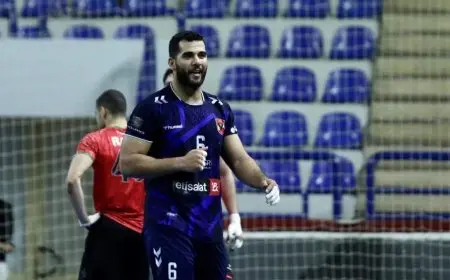 أحمد عادل يسحق الجيش الملكي المغربي بأداء خرافي!