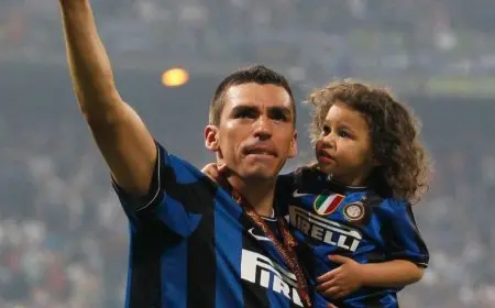 لوسيو، المدافع السابق لإنتر، في وحدة العناية المركزة بعد تعرضه لحروق