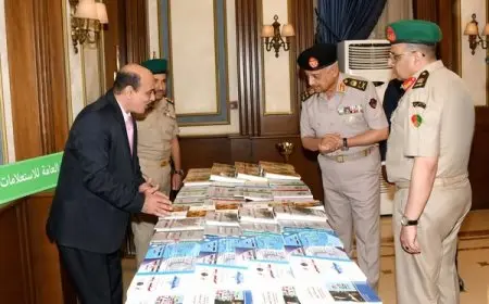 الكشف عن محتوى سري خلال اجتماع الوزير العسكري!