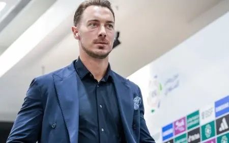 يايسله يفاجئ جمهور الأهلي بإعلانه عن رحيله المفاجئ عن بطل آسيا