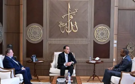 “رئيس الوزراء يكشف عن خطط مبهرة لاستكمال المراجعة الخامسة مع صندوق النقد!”