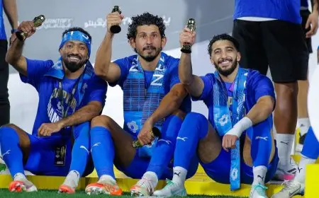 نيوم يحتفي بلقبه وصعوده التاريخي إلى دوري روشن السعودي