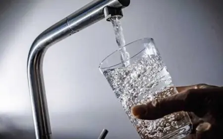 أخبار عاجلة: كيف تخطط الحكومة لحل أزمة مياه البحر الأحمر؟