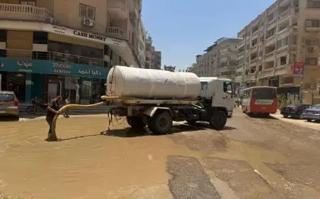 إنقاذ عاجل لكسر الخط المائي في هضبة الأهرام! اكتشف كيف تمت إصلاحه واستعادة الضخ بسرعة على الطريق