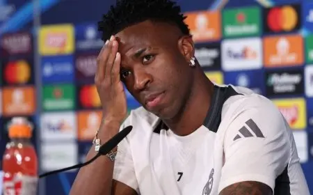 حكم تاريخي.. فينيسيوس يؤدي إلى سجن 5 مشجعين