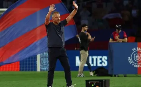 حارس برشلونة يفكر في مغادرة النادي