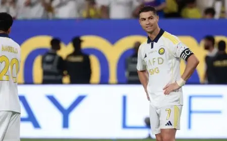 نجم النصر يكشف مفاجأة صادمة: رونالدو يجب عليه الاعتزال على الفور!
