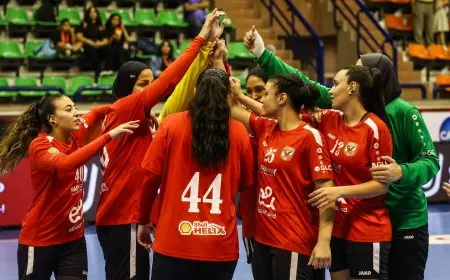 لن تصدق رد فعل سيدات الأهلي في نهائي إفريقيا لكرة اليد أمام بترو أتلتيكو!