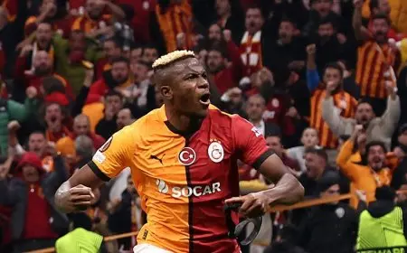 مفاوضات الهلال مع أوسيمين “تتجه نحو النجاح”