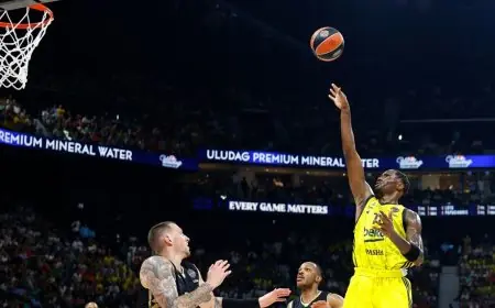 فنربخشة يتوج بلقب الدوري الأوروبي لكرة السلة بعد الفوز على موناكو