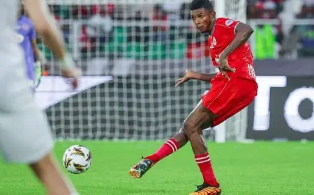 نغوما ينتقد الحكم بعد الهزيمة في نهائي الكونفيدرالية أمام نهضة بركان