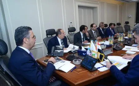 اجتماع هام بين وزير التموين ورئيس شركة مخابز شمال القاهرة لمناقشة خطة التطوير الجديدة