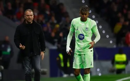 فليك ينبه يامال “العبقري”: يتمنى أن يتيح لبرشلونة تقديم الدعم له