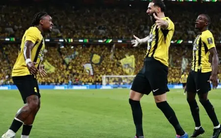 “الاتحاد يُحافظ على موسم النصر بعد تحقيقه لقب كأس الملك!”