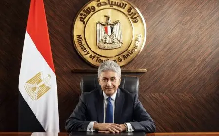 شريف فتحي يبارك شيخة النويس بمناسبة توليها أمانة السياحة العامة في الأمم المتحدة