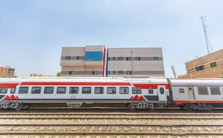 “وزير الصناعة يعلن بدء تشغيل أبراج إشارات الزقازيق والإسماعيلية والفردان غرب ضمن مشروع تطوير خط بنها – بورسعيد”