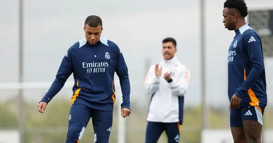 نجما ريال مدريد يستأنفان التدريبات استعداداً لمواجهة سيلتا فيغو