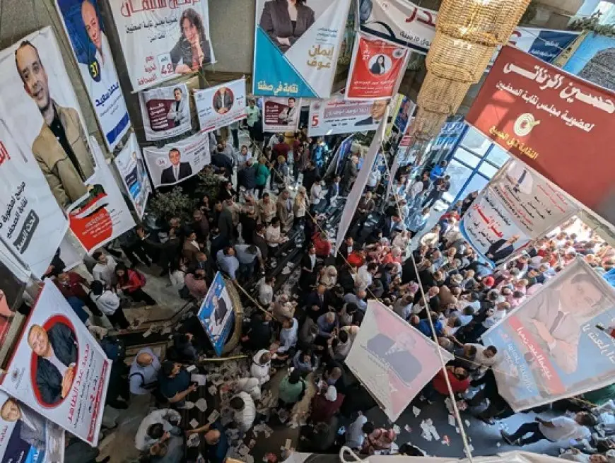 الجمعية العمومية لنقابة الصحفيين تدعو إلى تنفيذ قرارات وتوصيات المؤتمر العام السادس كخطة لإصلاح أوضاع المهنة