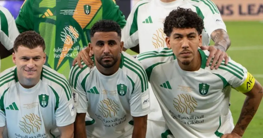 محرز وفيرمينو وميندي يحققون إنجازاً استثنائياً في تاريخ كرة القدم