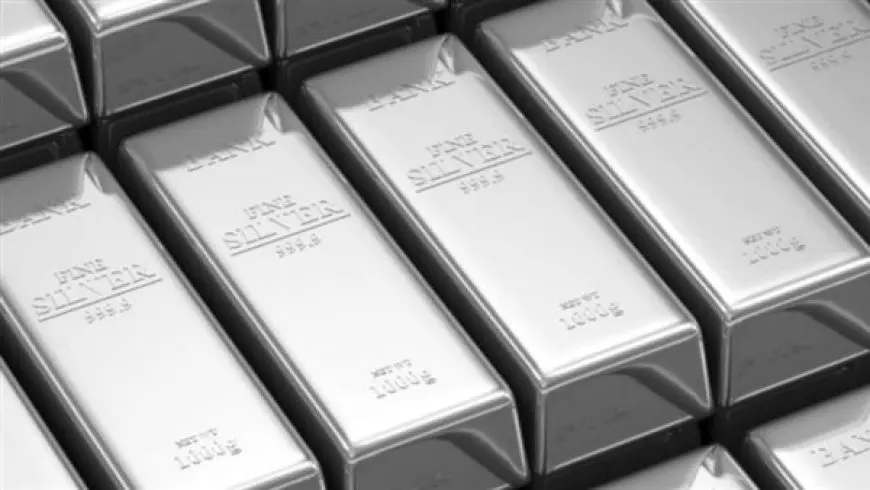 سقوط مفاجئ لأسعار الفضة خلال أسبوع وتراجع الأوقية بنسبة 3.2%!