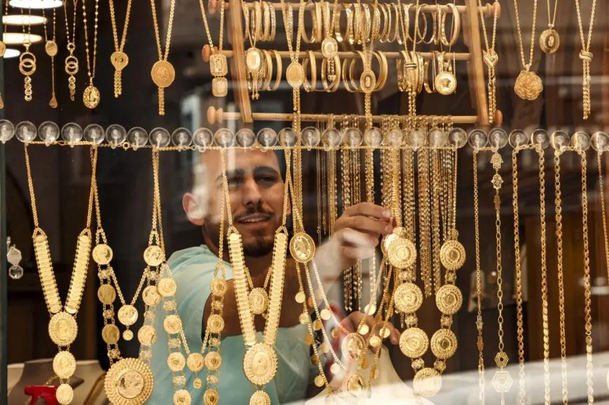 مفاجأة اليوم: كم بلغ سعر الذهب في محلات الصاغة يوم الاثنين 5 مايو 2025؟