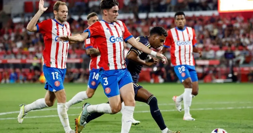 أتلتيكو “يقبل اتفاقًا” مع مدافع مرفوض من ريال مدريد