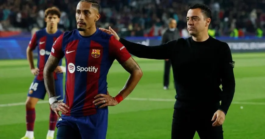 رافينيا ينتقد تشافي ويختار صلاح وثلاثة لاعبين من ريال مدريد لنيل الكرة الذهبية