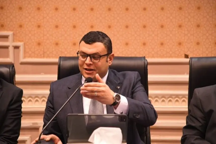 وزير الإسكان يعلن عن خبر سار لأصحاب العقارات: تخفيض بنسبة 70% في غرامات التأخير!