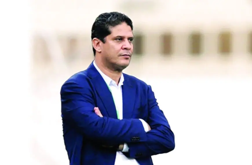 مفاجأة كبيرة في عالم كرة القدم: أيمن الرمادي يتولى منصب مدير فني للزمالك بديلاً عن بيسيرو