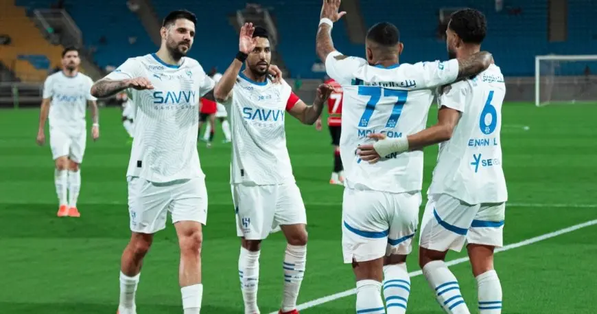 التشكيلة الأمثل للجولة 30 في دوري روشن السعودي