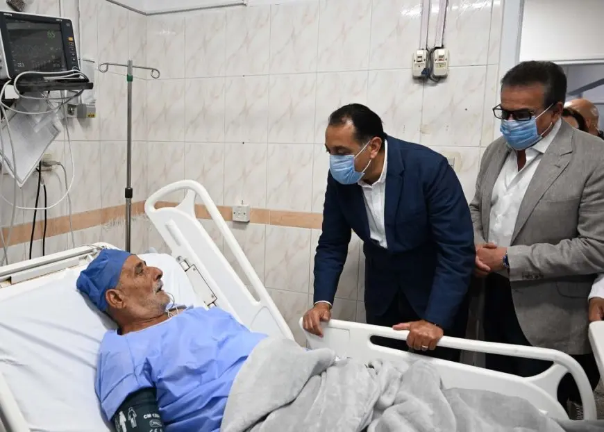 “صور مدهشة لرئيس الحكومة يزور مركز أورام طنطا القديم! اكتشف التفاصيل الرائعة الآن”