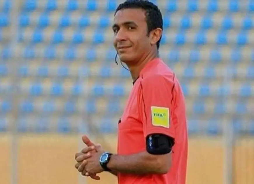 طارق مجدي يحير الجماهير بقراراته في مباراة نارية بين البنك الأهلي وبيراميدز – تعرف على التفاصيل!