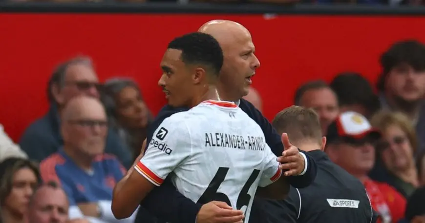 سلوت يعبر عن حزنه لرحيل أرنولد عن ليفربول ويشير إلى احتمال انتقاله إلى ريال مدريد