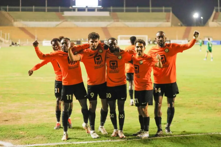 الضربة القاضية: البنك الأهلي يحقق الفوز على بيراميدز بثلاثة أهداف!