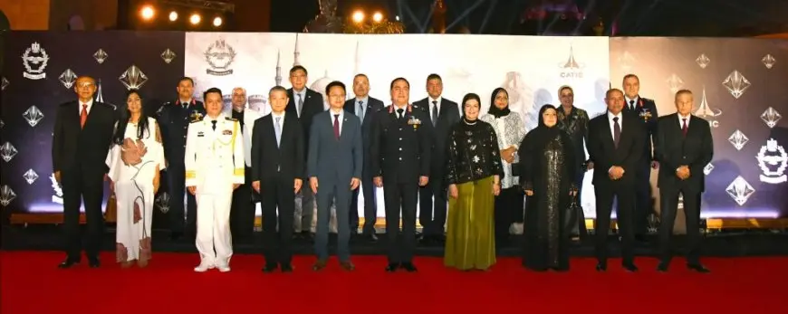 القوات الجوية وكاتيك الصينية يحتفلان بتعاون رائع استمر 45 عامًا!