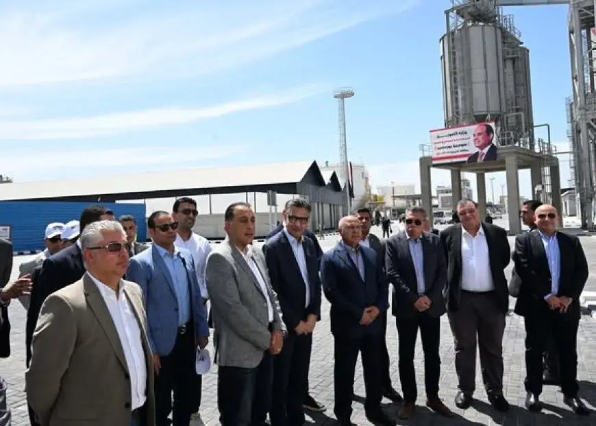 افتتاح محطة الصب الجاف “أقماح” ببورسعيد.. تعرف على أكبر محطة بسعة 100 ألف طن