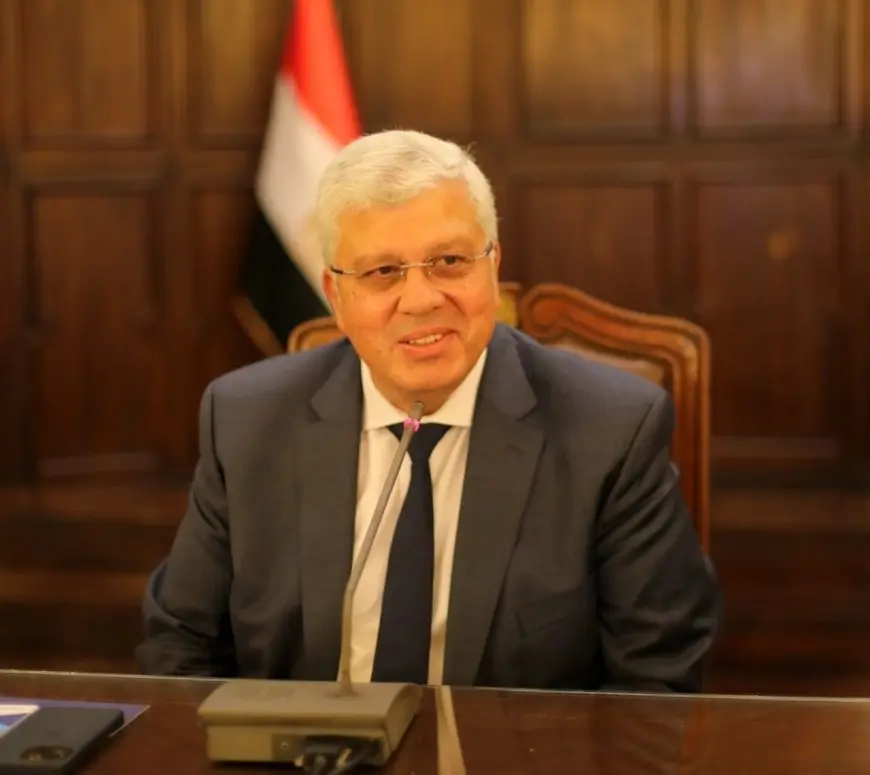 وزير التعليم العالي يكشف عن خطة الوزارة لتحقيق رؤية مصر 2030! هل تنجح الجامعات المتخصصة في هذا التحدي؟