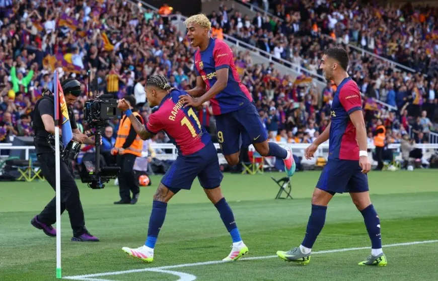 برشلونة يهزم ريال مدريد برباعية ساحقة في مباراة تاريخية!