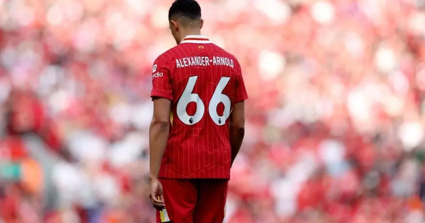 ليس محمد صلاح.. نجم ليفربول يساند أرنولد أمام جماهير النادي