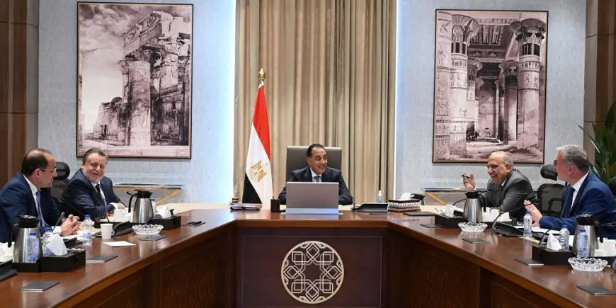 مدبولي يكشف عن خطة الوقود لضمان استمرار تشغيل المحطات الكهربائية خلال فصل الصيف!