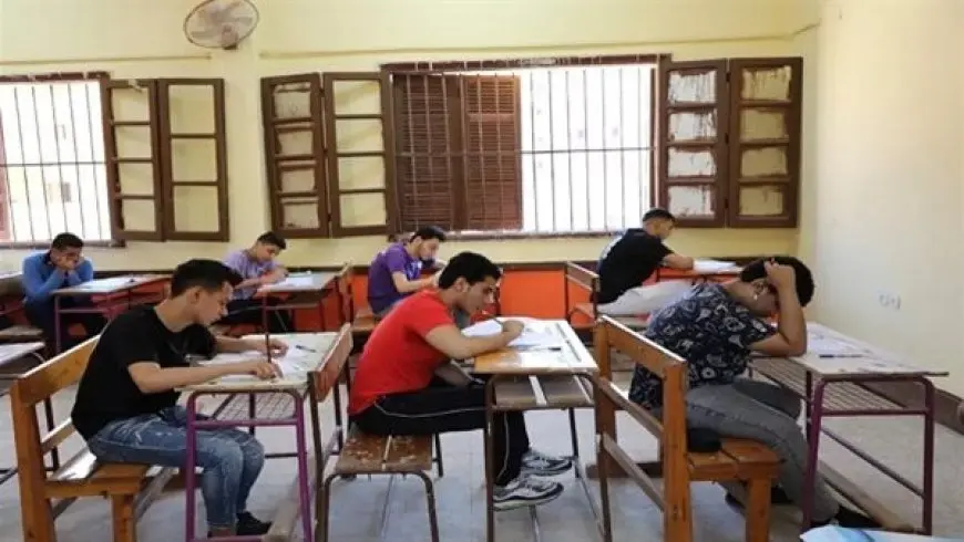 تعرف على نماذج استرشادية رائعة لطلاب الثانوية عبر موقع الوزارة وقناة “مدرستنا 3” !